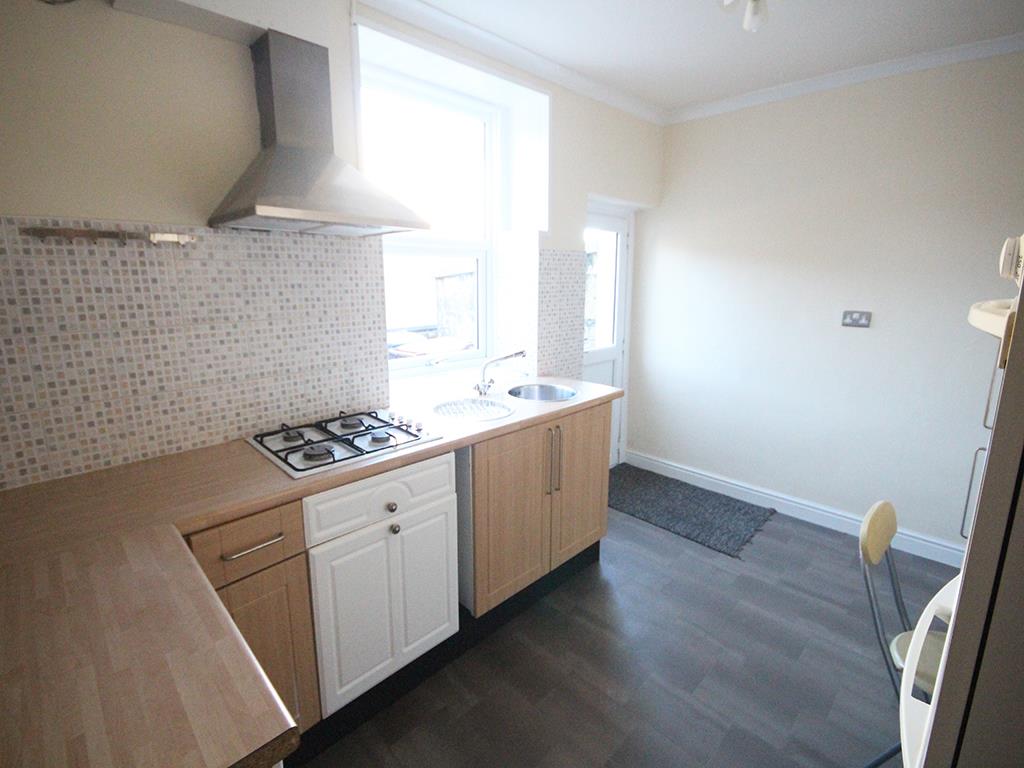 2 bedroom terraced house To Let in Earby - IMG_1175.jpg